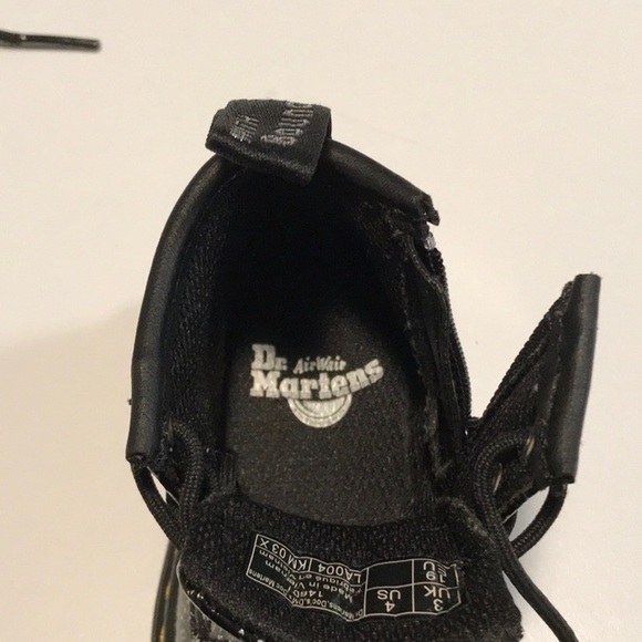New Toddler Dr Martens black sparkle combat boots - size 4 - Picture 7 of 8